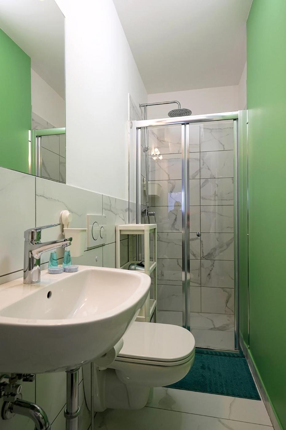 Apartment Joy Tour As With Free Private Parking *